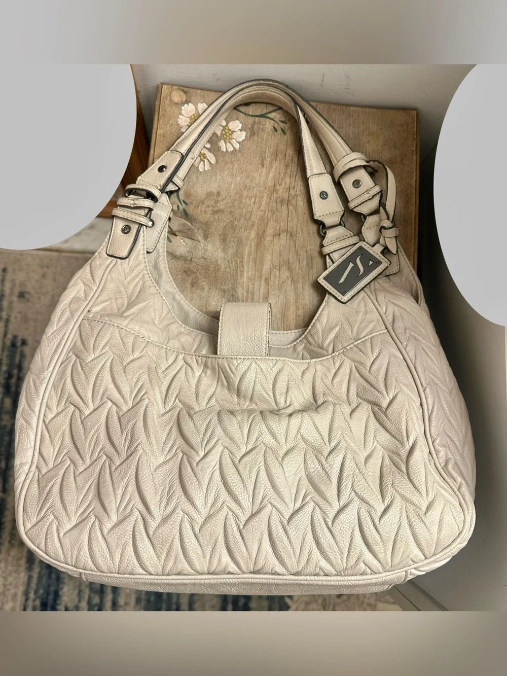 Simply Vera Vera Wang Quilted Hobo Bag in Beige